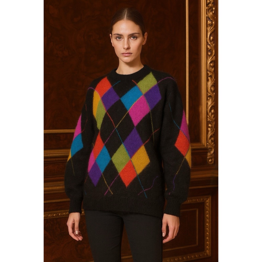 Rafaella Pullover‎ Sweater SZ Medium Diamonds Soft Cozy Angora Lambswool